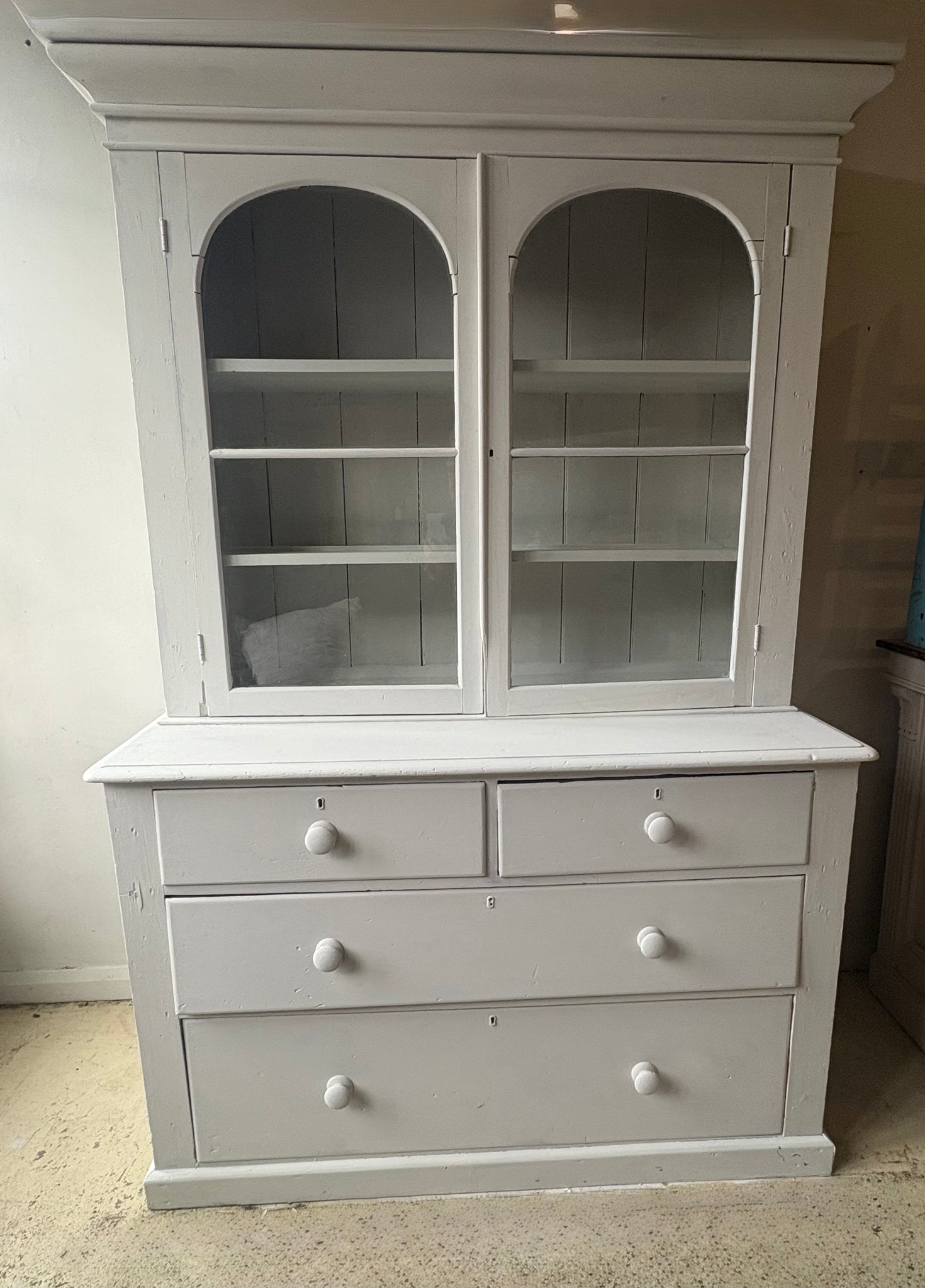 Painted dresser /bookcase