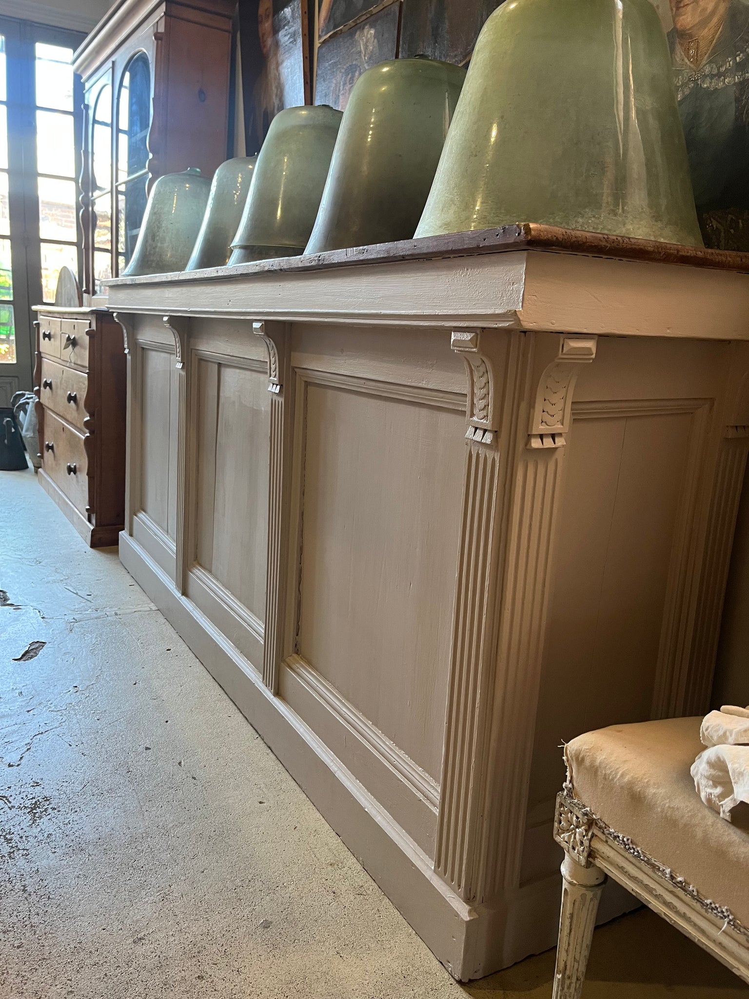 French antique shop counter