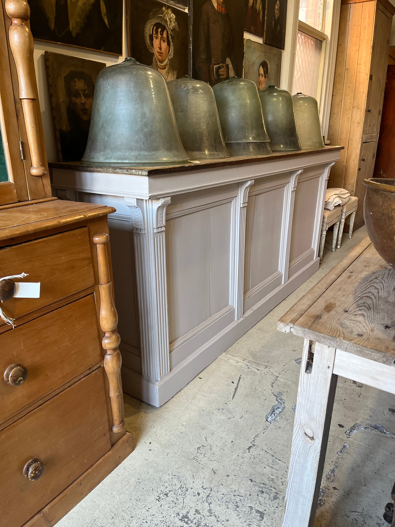 French antique shop counter