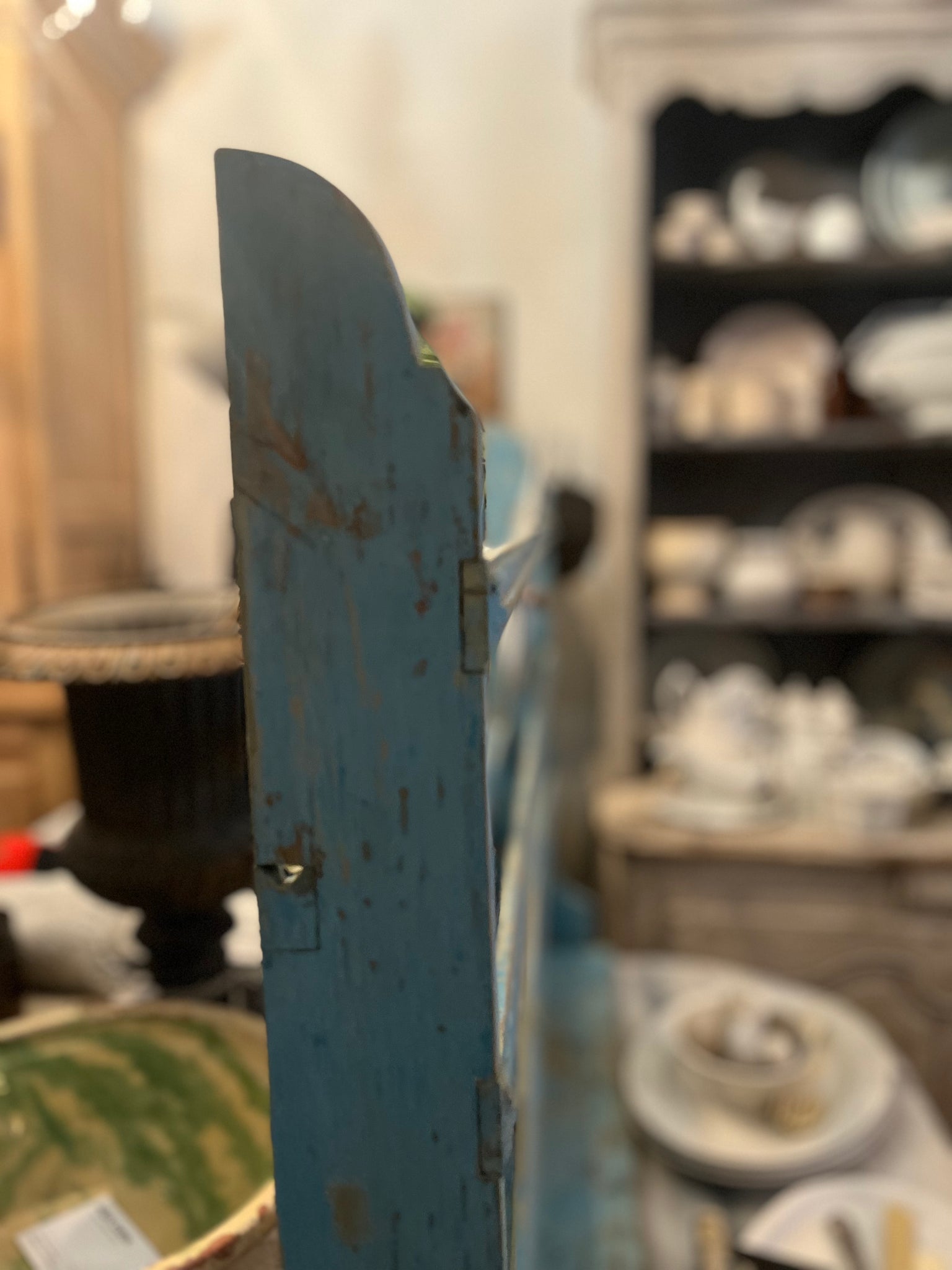 Antique plate rack