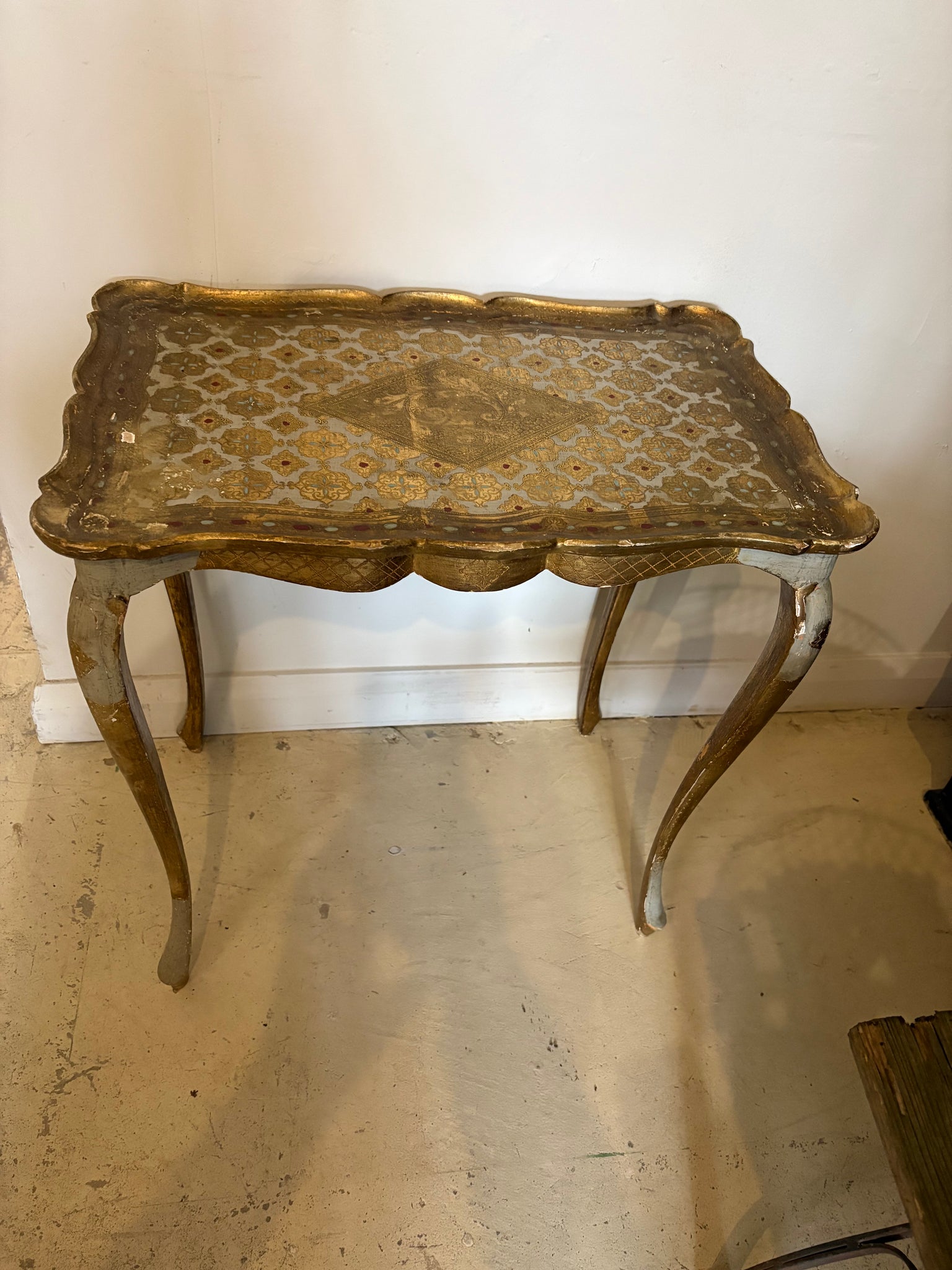 Florentine table