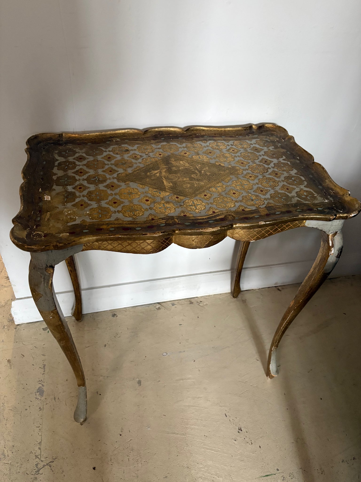Florentine table